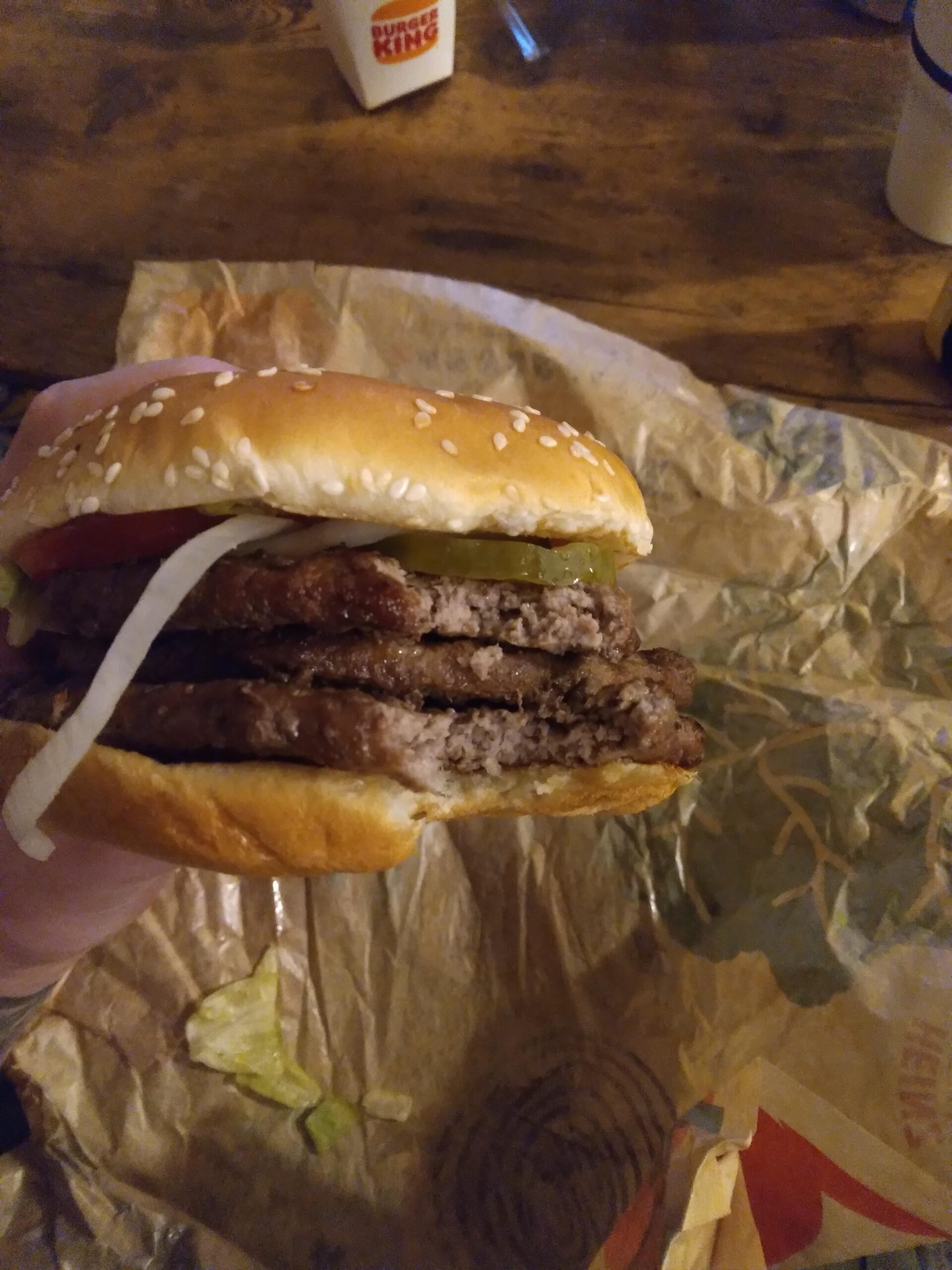 【衝撃】バーキン、まさかのパティ2枚増量！神対応すぎワロタｗｗｗ