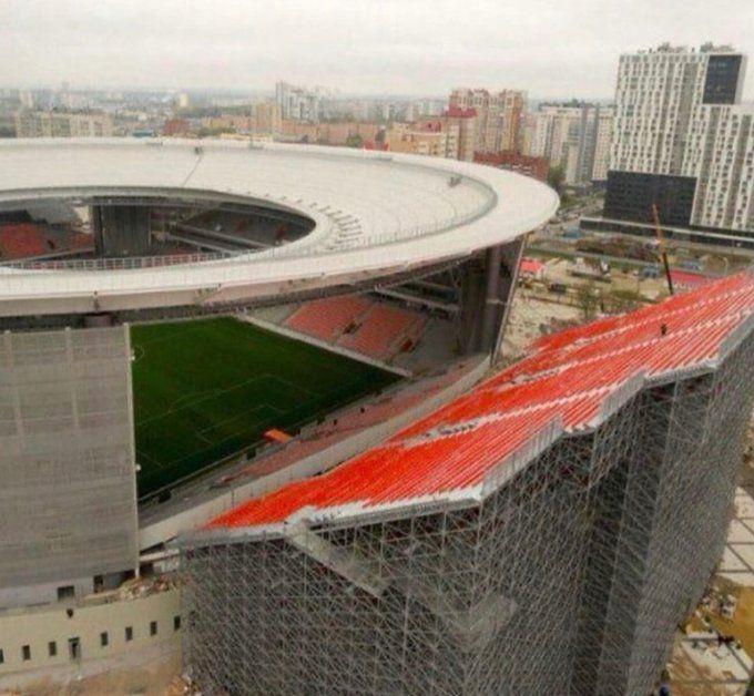 ロシアのスタジアム、WC基準未達で急遽1.8万席増設