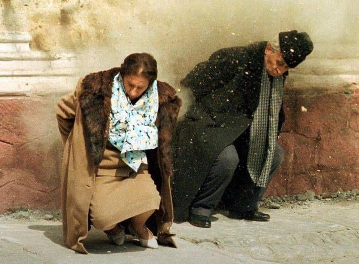 【速報】チャウシェスク夫妻、銃殺刑！1989年12月25日