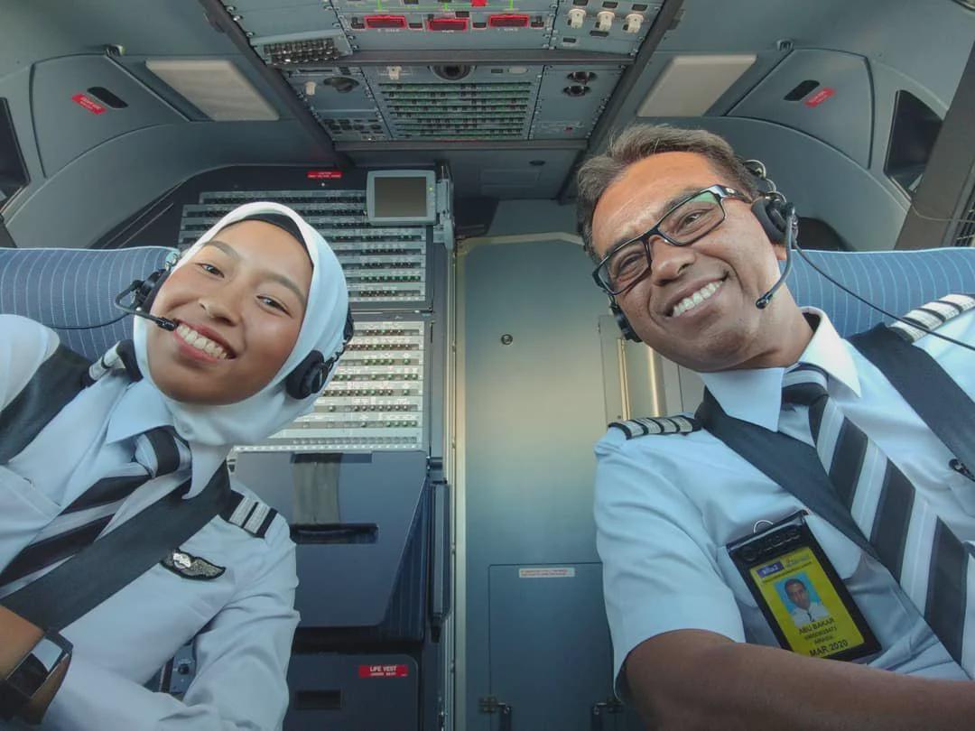 40年勤めた航空会社辞めて娘とAirAsiaでパイロット！感動の親子飛行