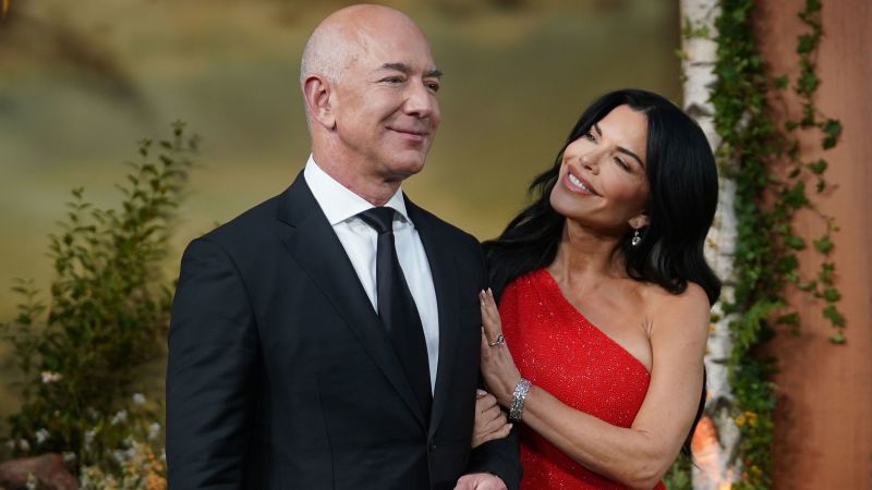 ベゾスとサンチェスの結婚式：ベネチアの極秘計画を徹底解剖
ベゾス＆サンチェス電撃婚！ベネチアが選んだ極秘挙式会場とは？
ベネチア極秘婚！ベゾスとサンチェスの結婚式計画を大公開
世界の注目！ベゾス＆サンチェス、ベネチアで極秘挙式？その舞台裏に迫る
衝撃！ベゾスとサンチェスの結婚式、ベネチアの隠された真実