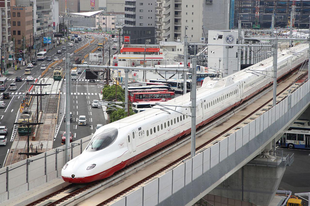 【速報】日本の電車、平均18秒遅延！遅延証明書で遅刻も無敵にｗｗｗ