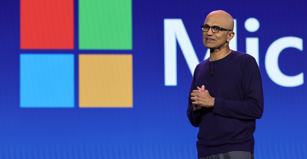 以下にSEOを意識した記事タイトル案をいくつか提案します。

マイクロソフト、最大9000人規模の人員削減へ：最新情報と影響
MSが大規模リストラ発表：従業員9000人削減の真相と今後の展望
速報：マイクロソフトが最大9000人解雇、IT業界への影響は？
マイクロソフト人員削減：9000人解雇の背景と今後の戦略を徹底解説
【緊急】マイクロソフト、大規模レイオフ発表：詳細と今後の対策
