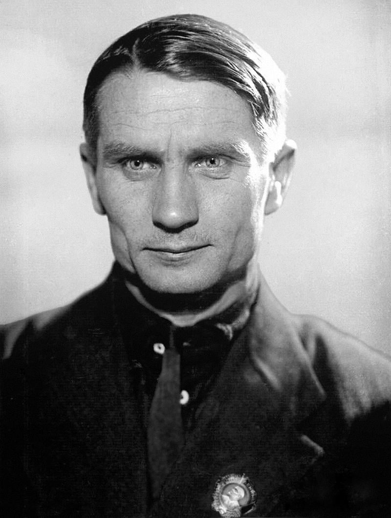 【悲報】ソ連のトロフィム・ルイセンコさん、ガチでヤバかった模様…遺伝学を否定し大飢饉を引き起こす