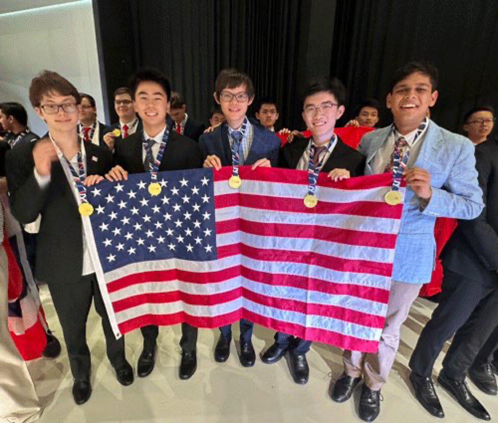 【速報】アメリカ、国際物理オリンピックで中国を破り優勝！