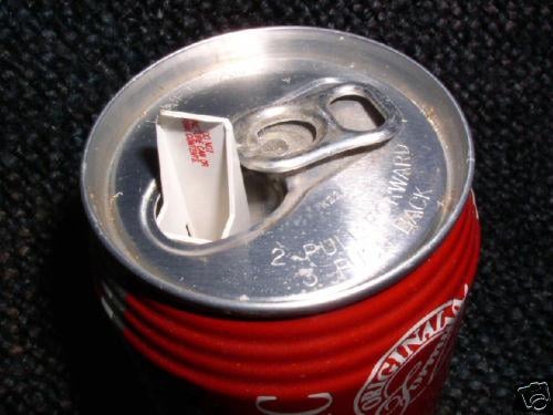 コカ・コーラ、景品缶が欠陥で炎上！少年が激マズ塩素液を飲む悲劇