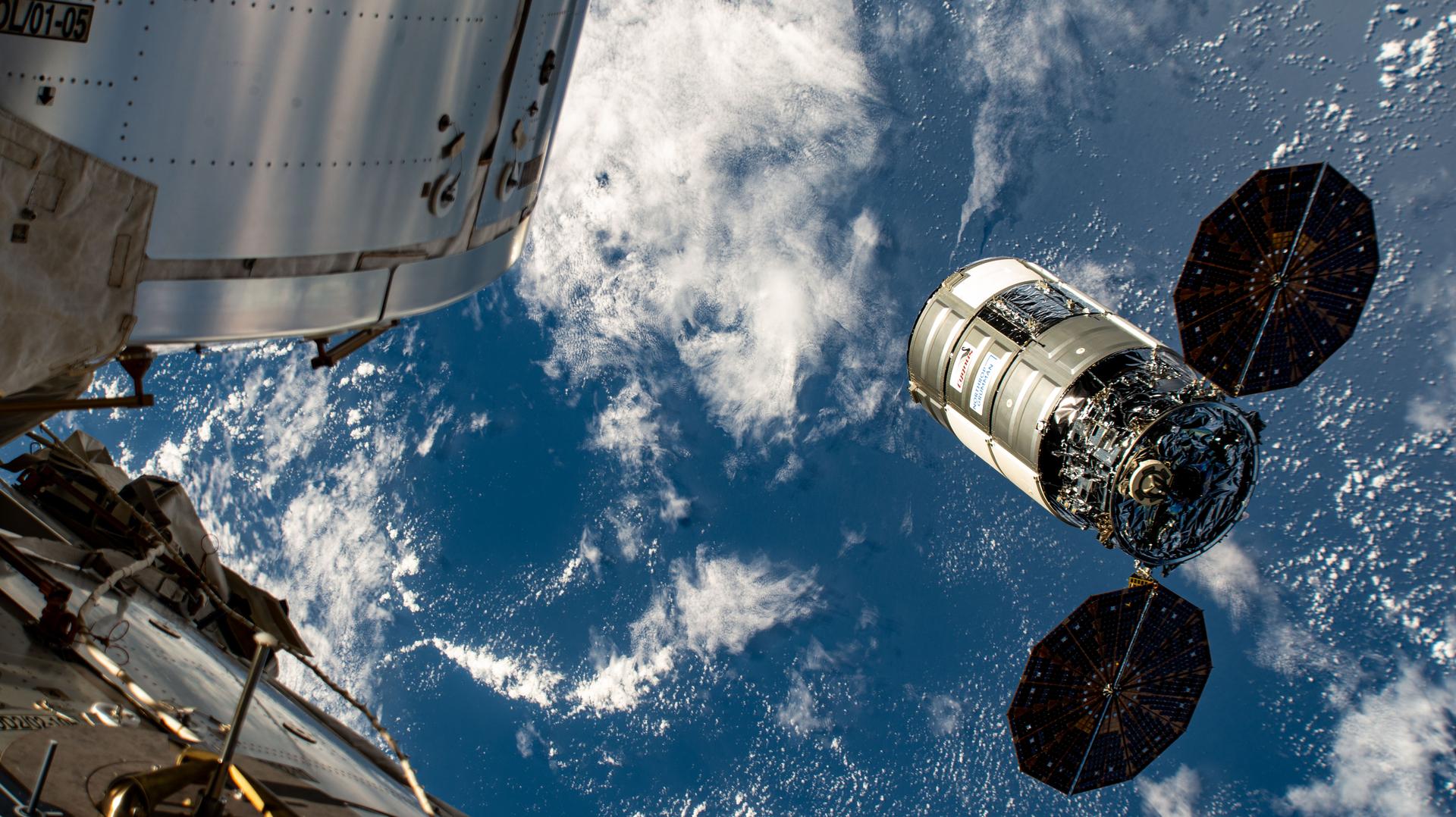 NASAとパートナー、次のシグナス補給打ち上げを調整　→　【朗報】NASA、国際宇宙ステーションへの物資輸送を加速へ????