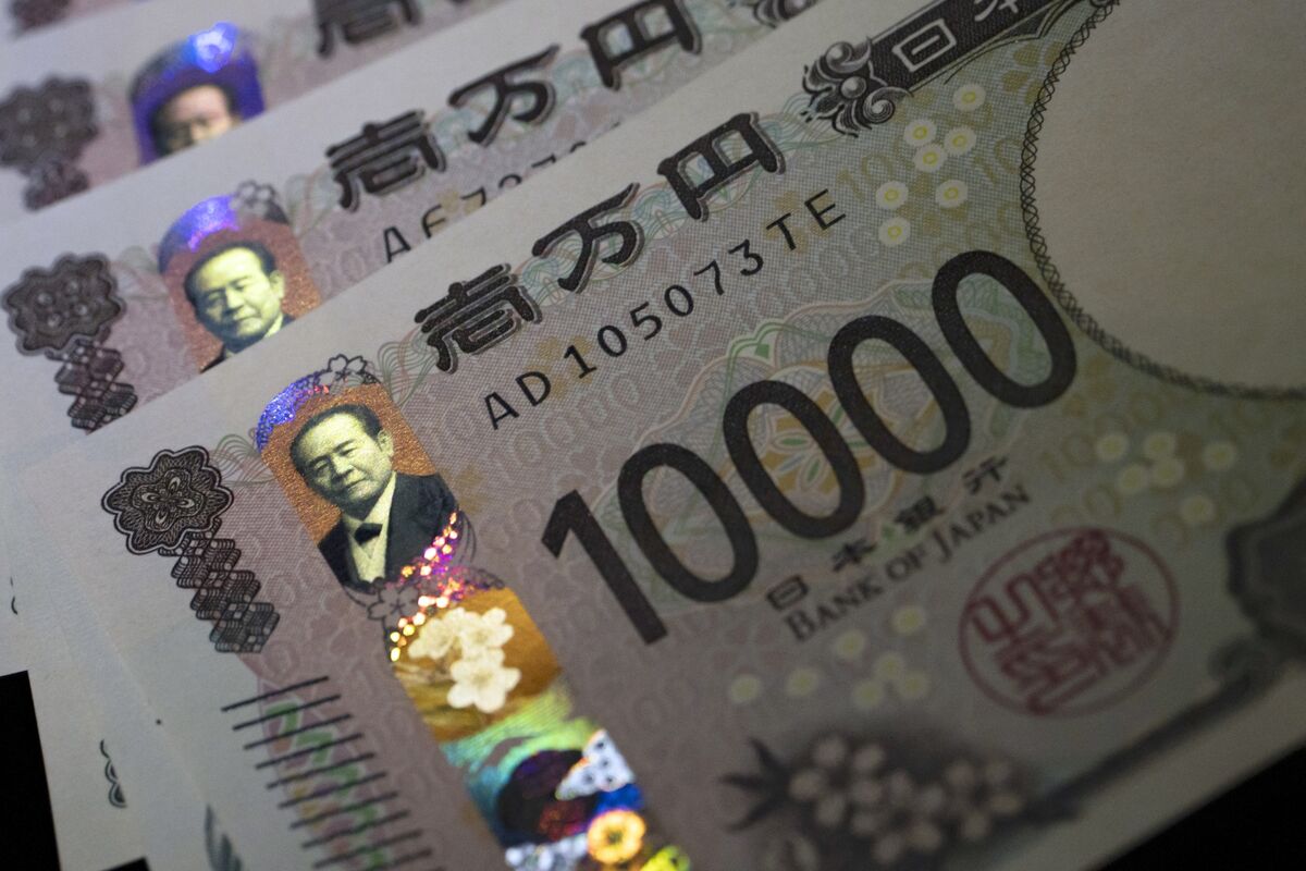 【速報】円、止まらぬ下落！対ドル153円目前！金爆上げで4000ドル突破ｗｗｗ