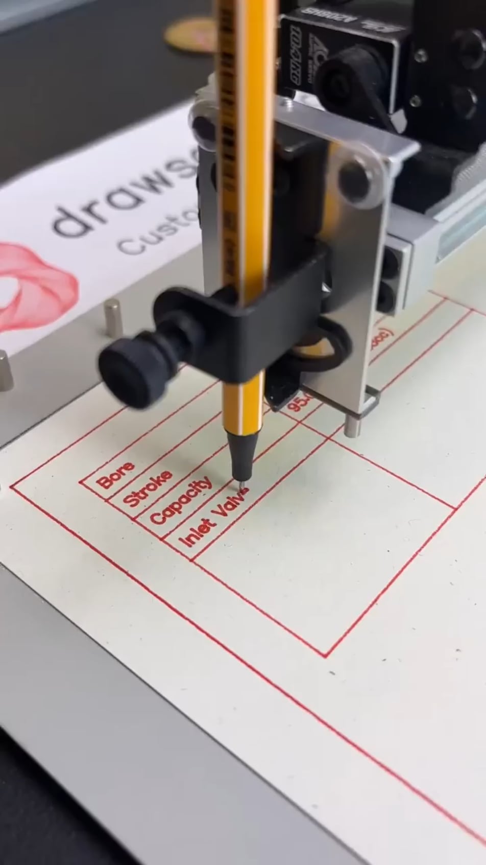 【悲報】ロボットさん、エンジンの設計図を描いてしまう…