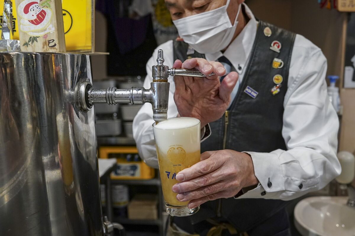 アサヒビール、サイバー攻撃で年末商戦ピンチ！ビアホール店主「忘年会客足が心配」