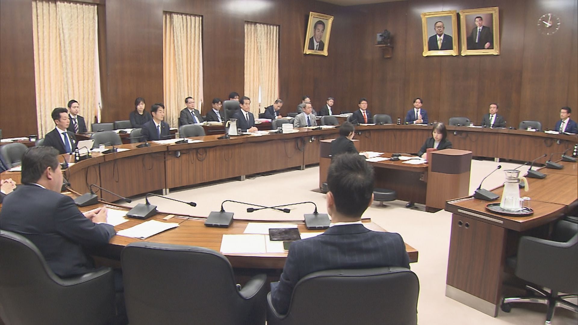 【衆院選】定数削減、与野党協議で紛糾！維新案に他党から異論噴出ｗｗｗ