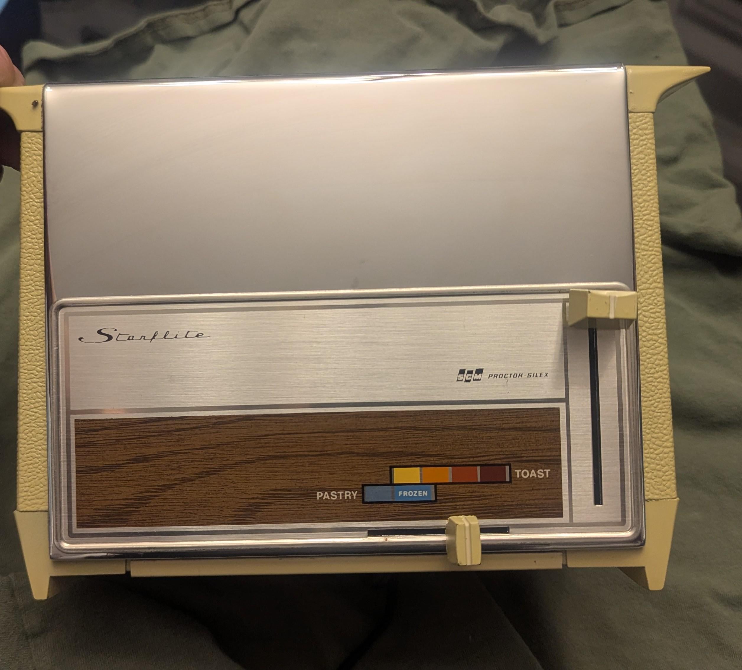 【激レア】50年前の新品未開封トースター、箱・説明書付きｗｗｗｗｗ