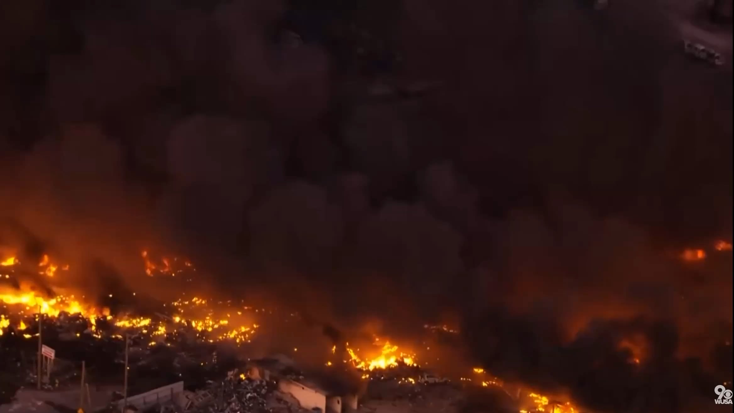 【速報】ルイスビル空港で墜落事故発生！現場の阿鼻叫喚がヤバすぎる…