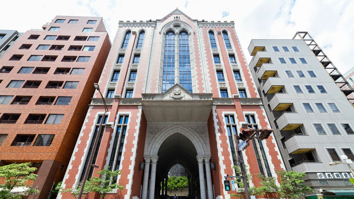 ｢慶應は2年で余裕w｣ 永住権狙いの中国人留学生、中3レベル入試で楽勝!?